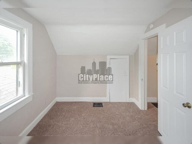 Building Photo - 4121 Byram Ave