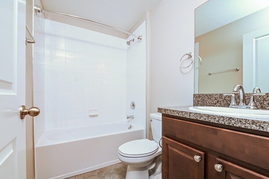 Building Photo - 10419 Carloway Hills Dr