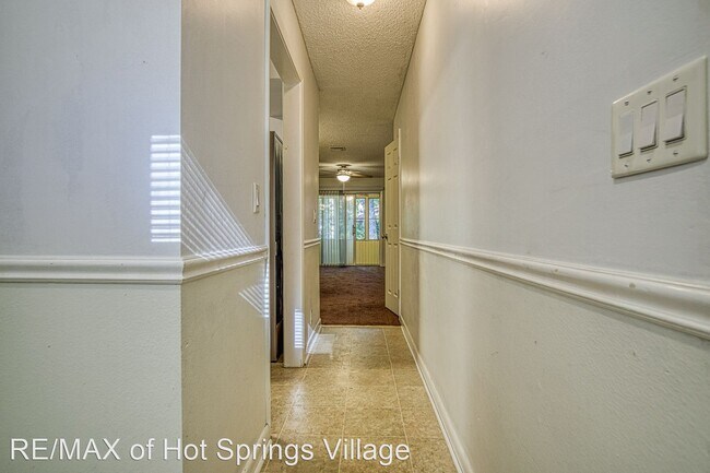 Building Photo - 3 br, 2 bath House - 26 Orantes Place