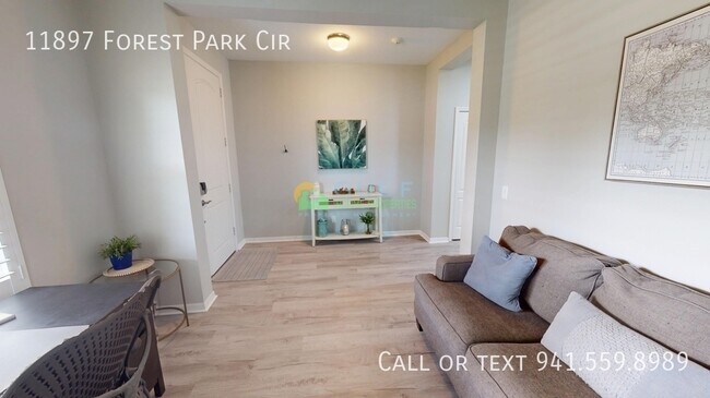 Building Photo - 11897 Forest Park Cir