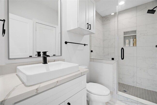 Building Photo - 1817 Elite Dr