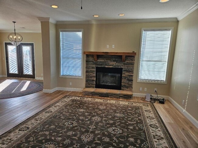 Building Photo - 555 Paint Creek Rd