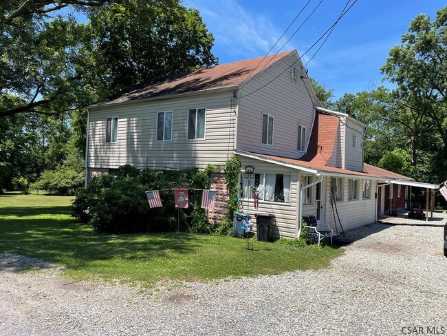Primary Photo - 438 Belmont St