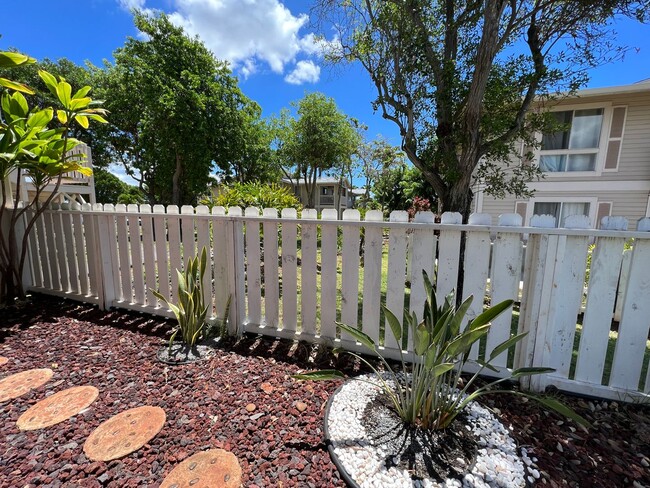 Building Photo - For Rent - [Parkglen at Waikele] 94-612 Lu...
