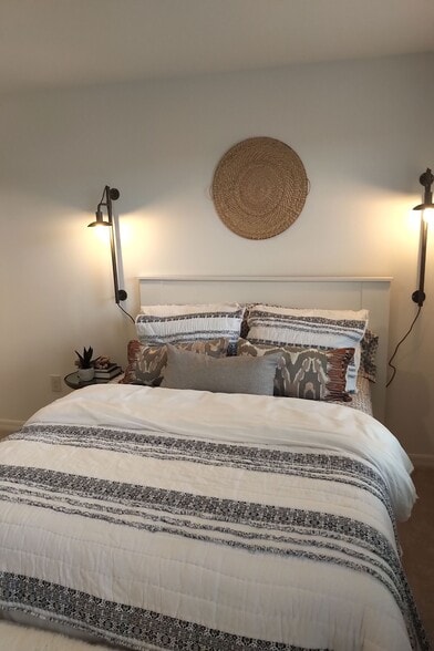 2nd Bedroom - 6111 Fairmont Ln