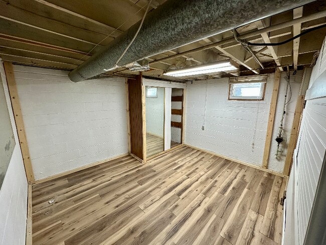 Building Photo - 35 St Sebastian Ln