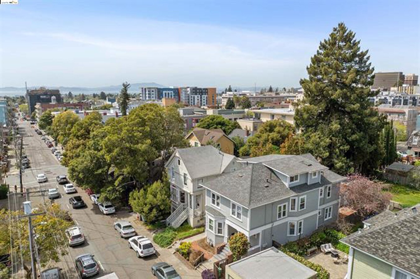 Building Photo - 2211 Haste St