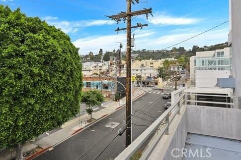 Building Photo - 1014 Larrabee St