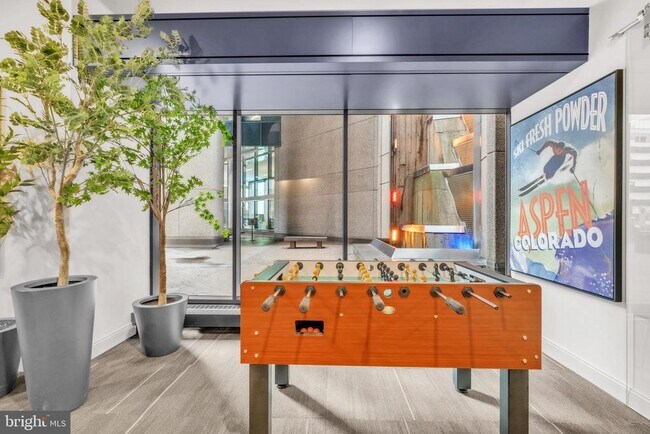 Building Photo - 1801 Market St