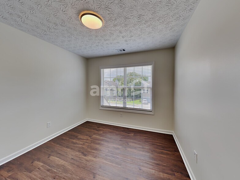 Building Photo - 1307 Bramlett Forest Ct SE