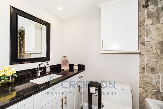 Building Photo - Beautiful Oceanfront Condo in Cocoa Beach!