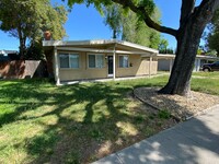 Building Photo - Affordable Home In Lincoln School District