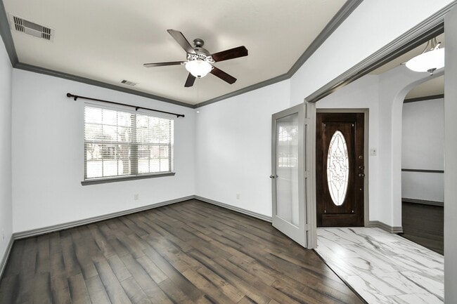 Building Photo - 4410 Lodge Vine Ct