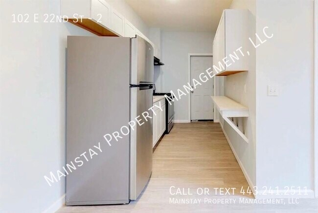 Building Photo - 102 E 22nd St