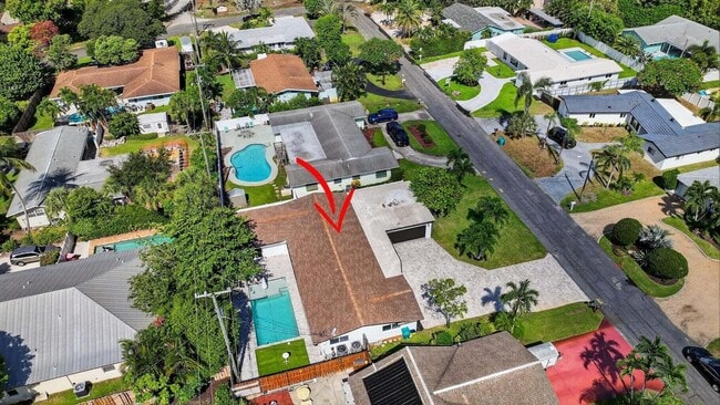 Building Photo - 714 SW 25th Ave