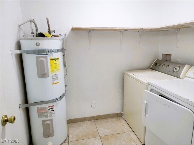 Building Photo - 6932 Kilgore Dr