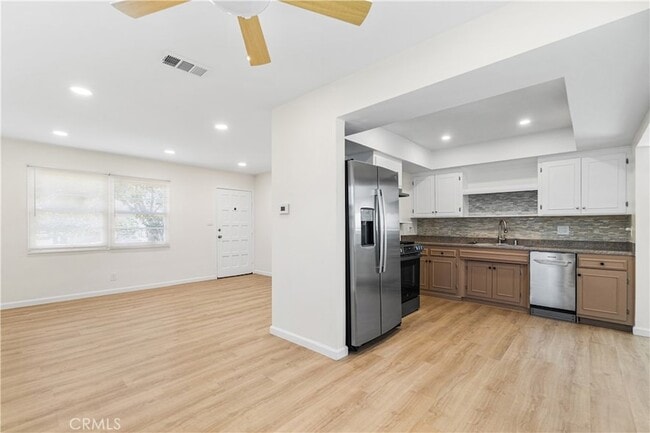 Building Photo - 2928 Dalemead St