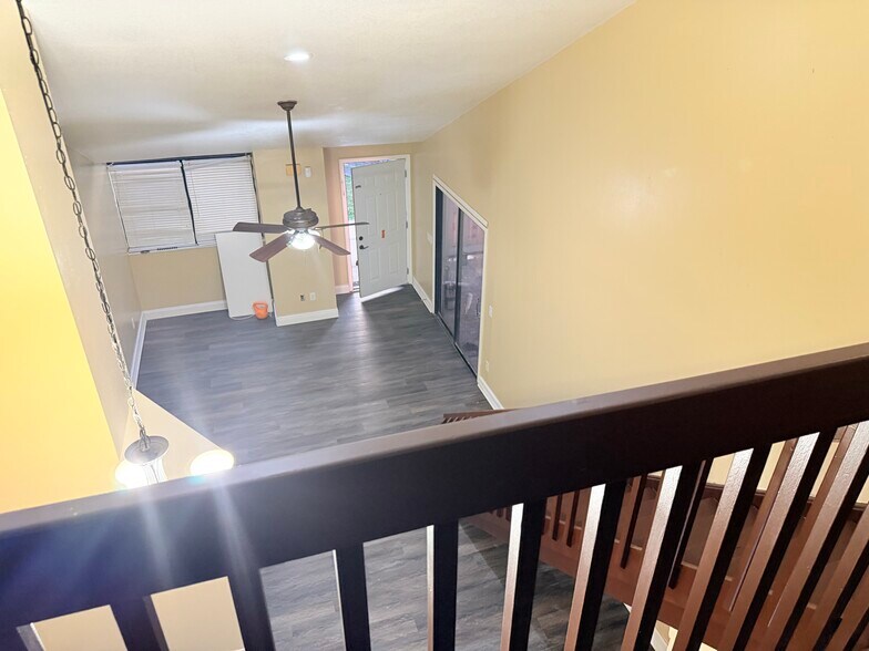 Building Photo - 1825 Adventure Pl