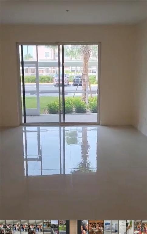 Building Photo - 15901 Pointe Cir