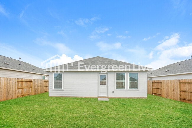 Building Photo - 319 Bush Mdw Ln