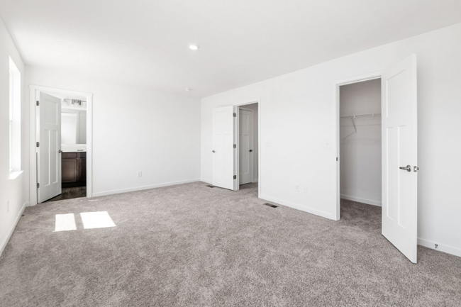 Building Photo - 107 Sitka Willow Dr