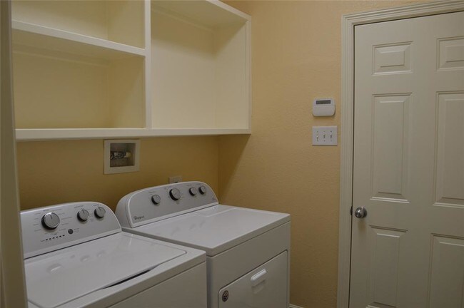 Building Photo - 6210 Marble Hollow Ln