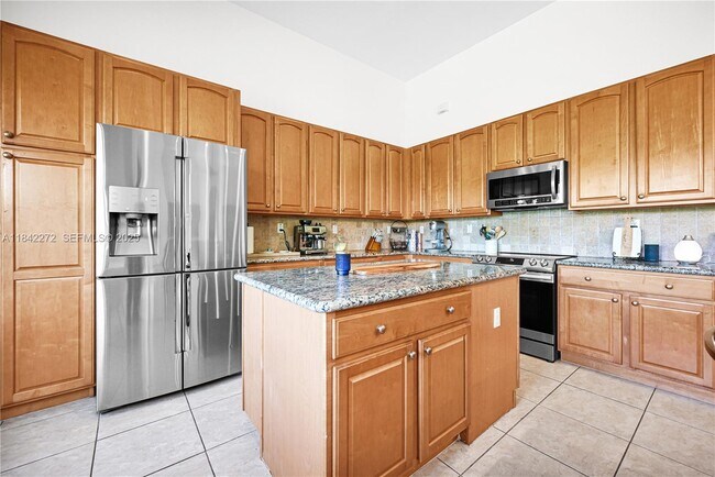 Building Photo - 7565 SW 190th St