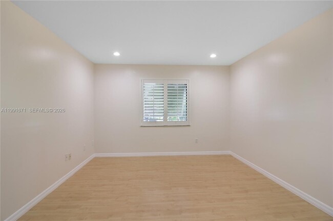 Building Photo - 7915 SW 86th St