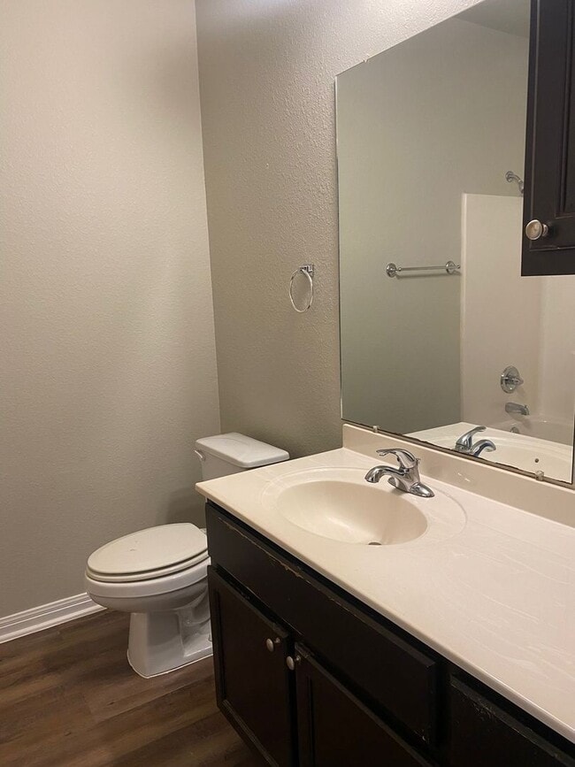 Building Photo - Charming 2 BR / 2 BA Beaumont home — updat...