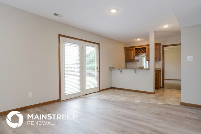 Building Photo - 5203 Woodsonia Dr