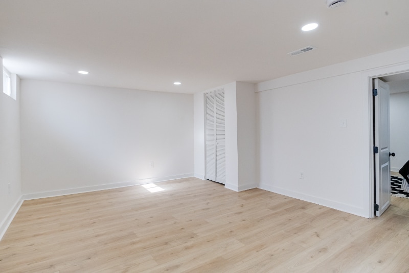 Building Photo - 1720 Wadsworth Way