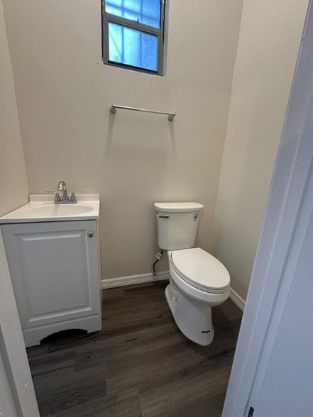 Building Photo - 2394 Orange Center Blvd