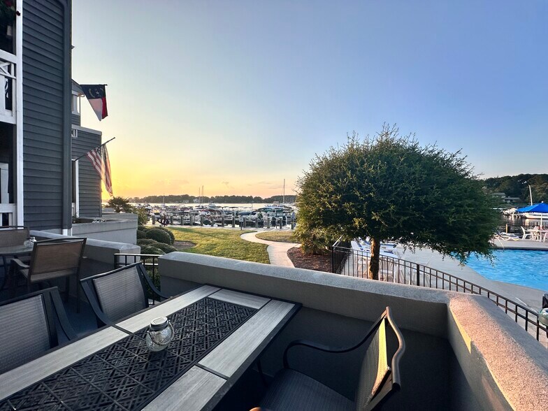 Building Photo - 18713 Vineyard Point Ln
