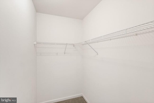 Building Photo - 943 Castle Rock Ln
