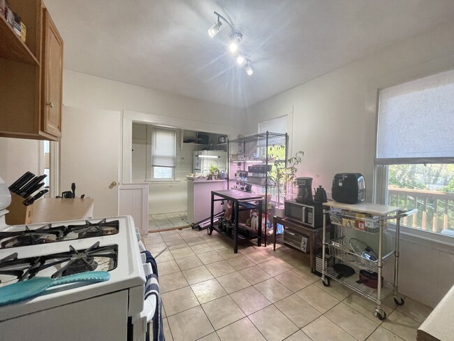 Building Photo - 509 Washington St