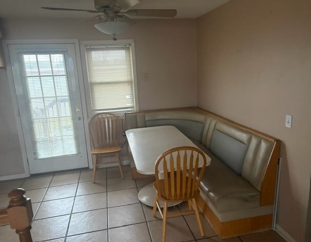 Building Photo - 1084 E Santa Fe St