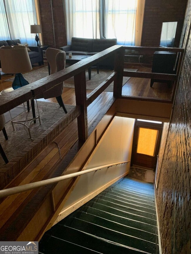 Building Photo - 24 Doyle St