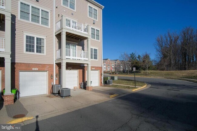 Building Photo - 4610 Battenburg Ln