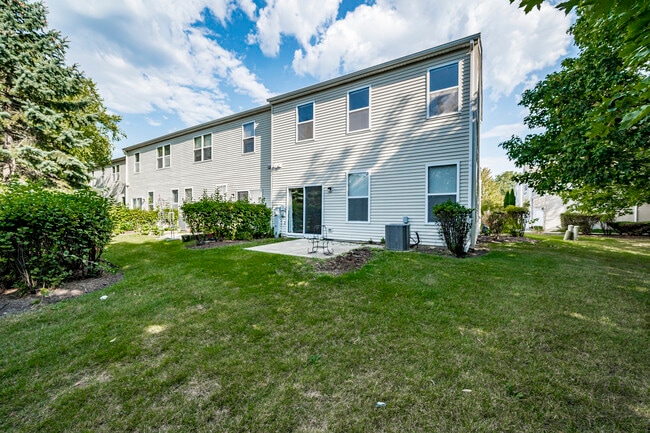 Building Photo - 3933 Granite Ct