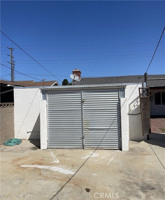 Building Photo - 5072 Edinger Ave