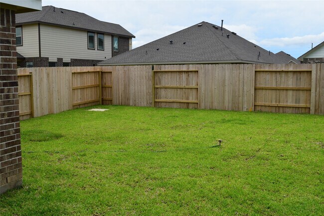 Building Photo - 27223 Henley Rdg Dr
