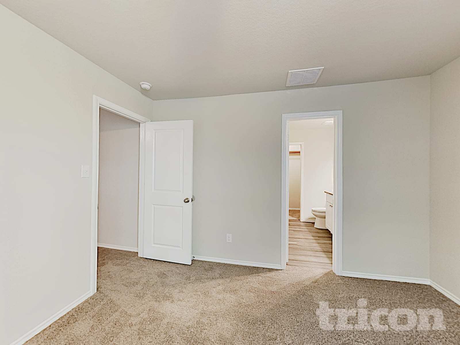 Building Photo - 8902 Lamus Wheel