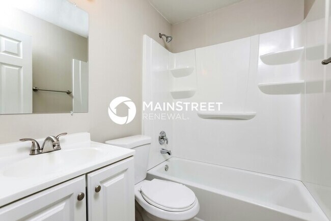Building Photo - 3 Bedroom Pet-Friendly Home in Orlando, FL with Main Street Renewal
