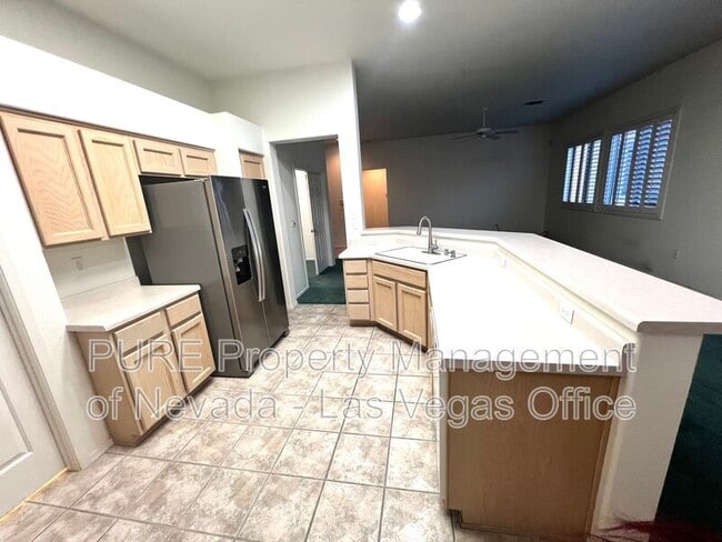 Building Photo - 10733 Clarion Ln