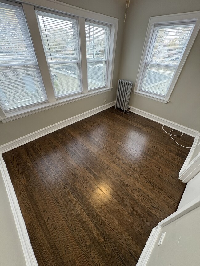 Building Photo - 3245 Wisconsin Ave