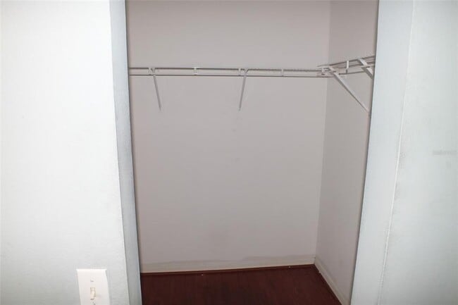 Building Photo - 437 Fish Hawk Dr