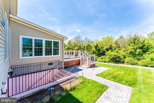 Building Photo - 22507 Bowens Wharf Pl