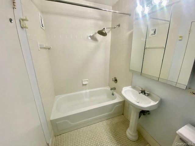 Building Photo - 1 Landmark Sq