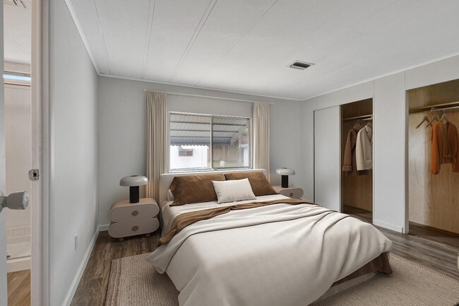 Building Photo - 4072 74th St N