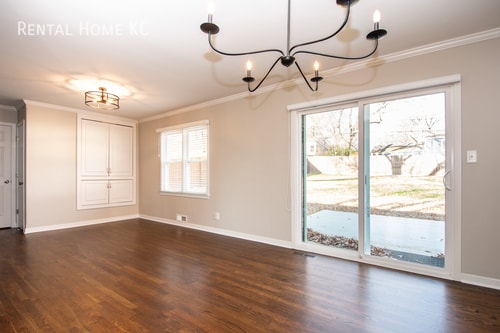 Building Photo - 6516 W 78th St